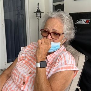 Meet your Posher, Ligia